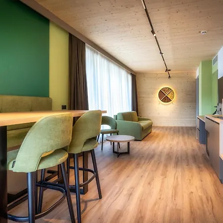 Hotel Naturhotel Snovik 4*